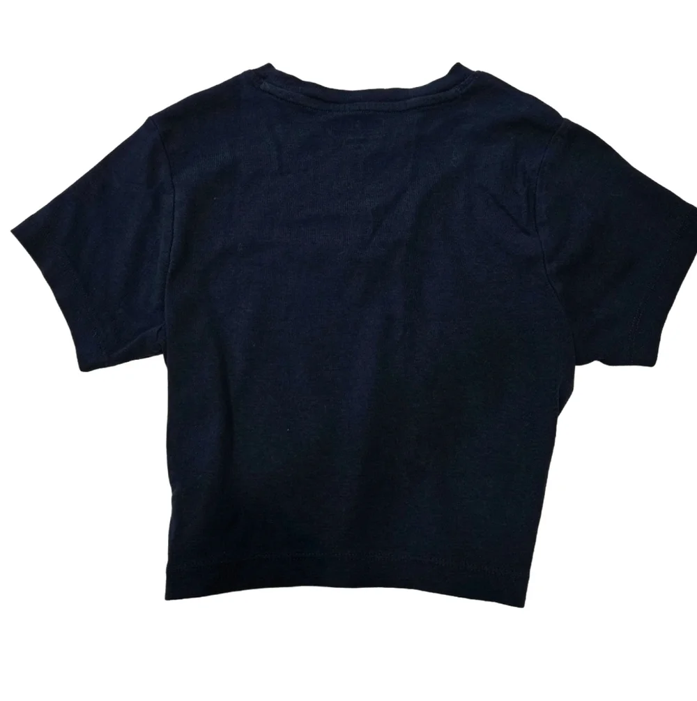 ✨2/$25 Tommy Hilfiger Tommy Jeans Cropped Navy Tee Crew Neck Casual Top - Picture 2 of 3